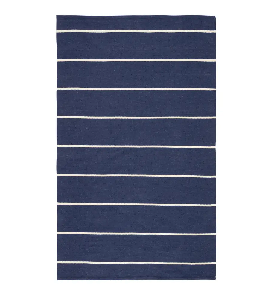 Lanai Corbina Indoor/Outdoor Rug in Deep Blue and Ivory (Multiple Sizes)