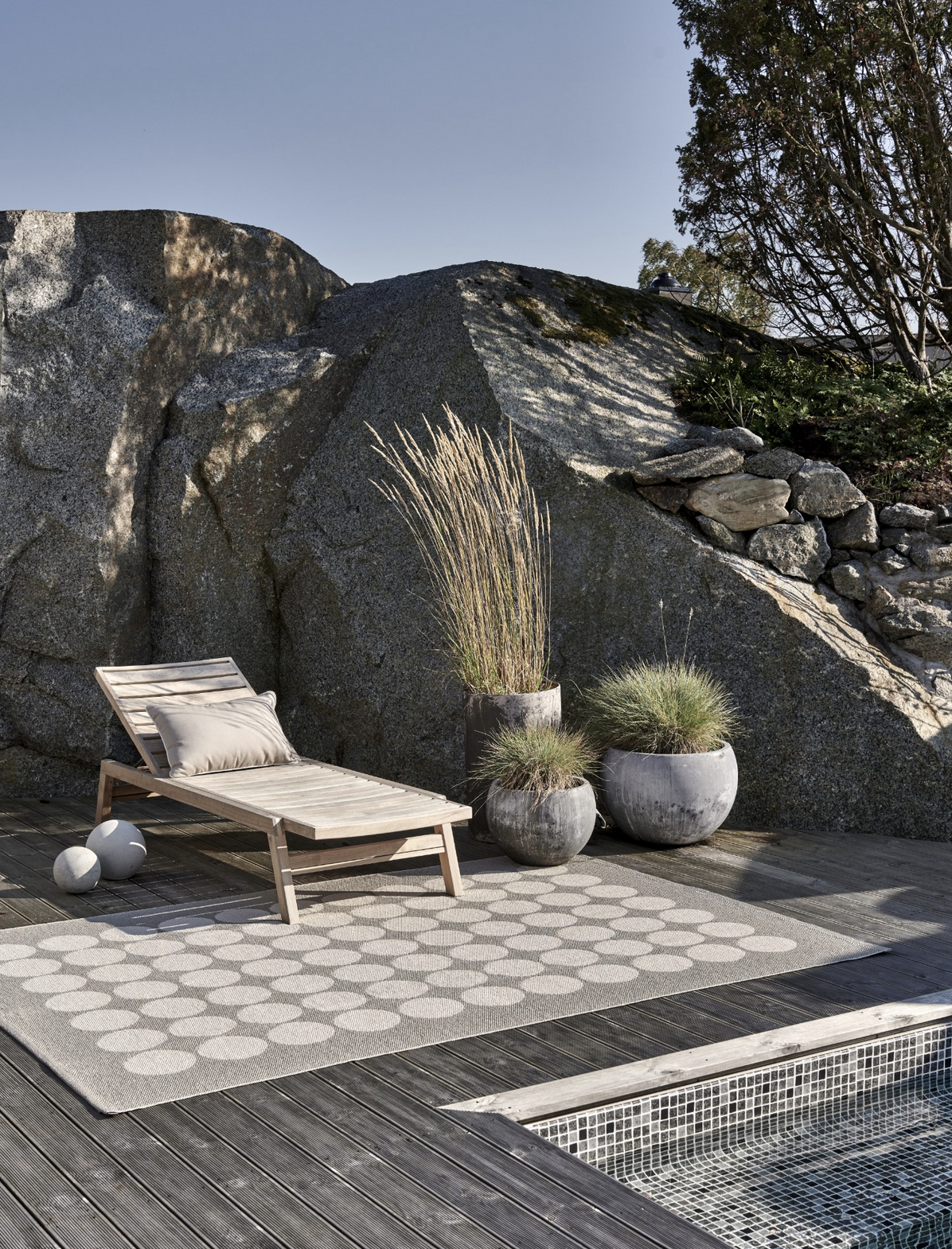 Wainscott Plastic Floor Mats Walnut/Linen
