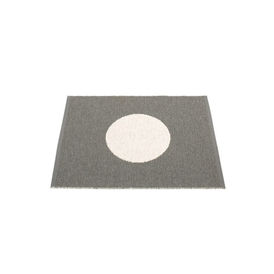North Haven Plastic Floor Mats Charcoal/Vanilla (Multiple Sizes)
