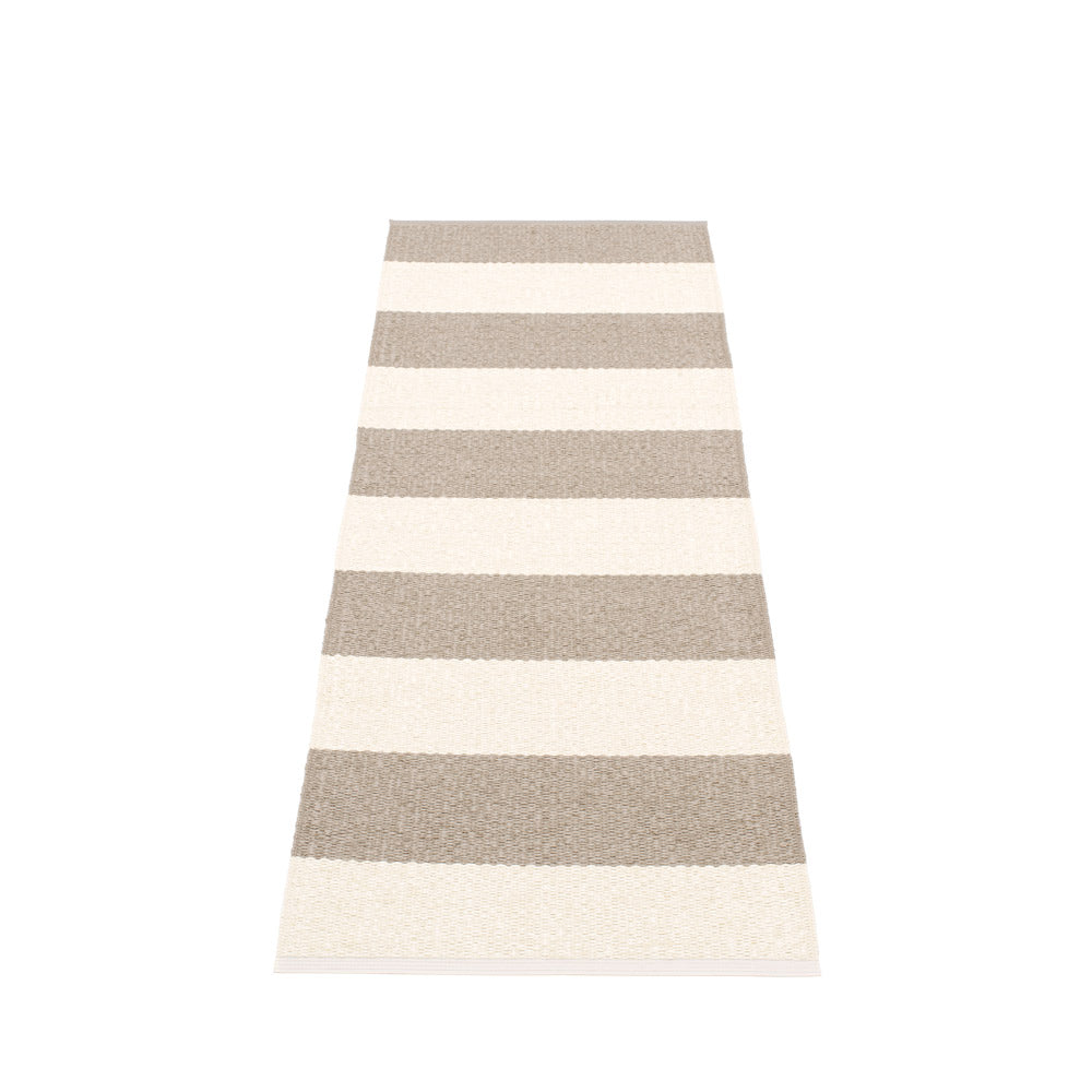 Bridgehampton Plastic Floor Mats Mud/Vanilla