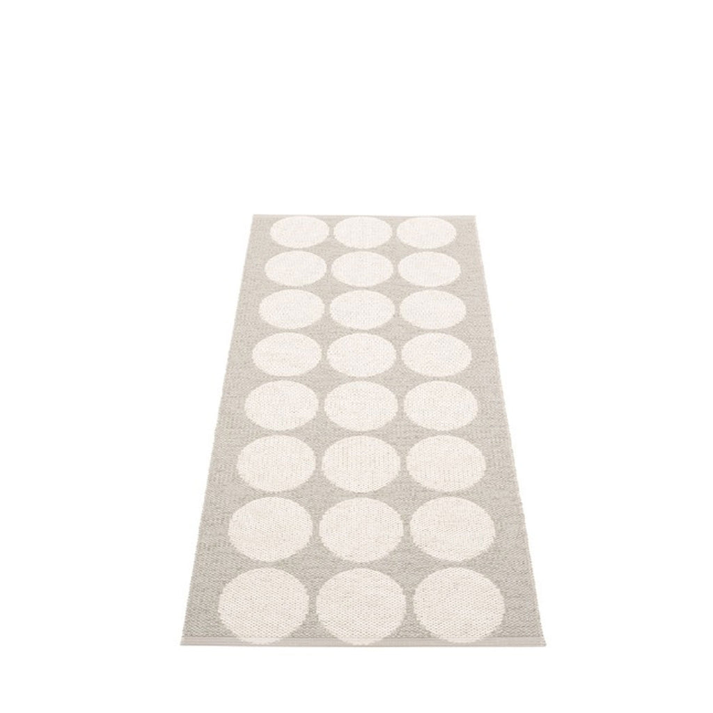 Wainscott Plastic Floor Mats Linen/Vanilla