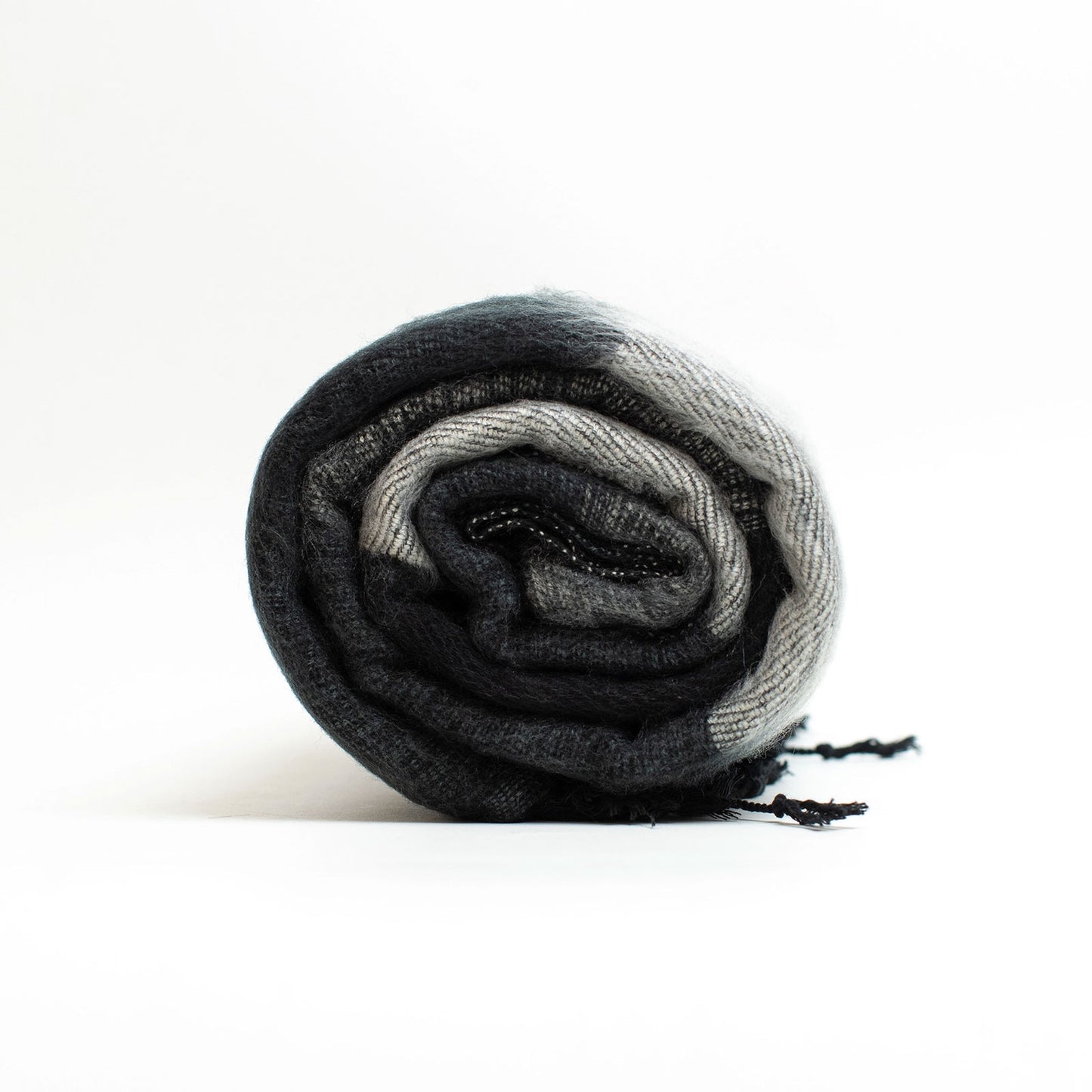 Extra Soft Wool Throw in Black and White