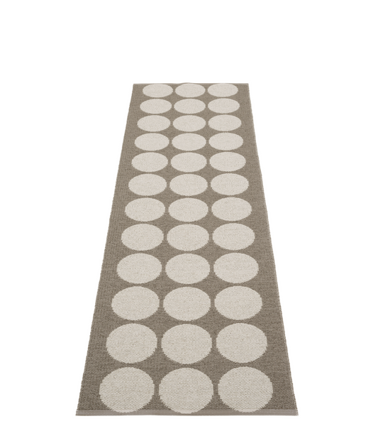 Wainscott Plastic Floor Mats Walnut/Linen