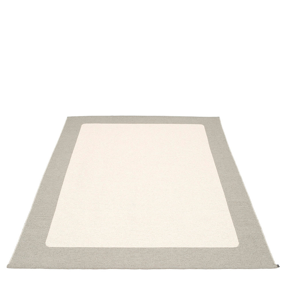 Amagansett Plastic Floor Mats Warm Grey/Vanilla (Multiple Sizes)