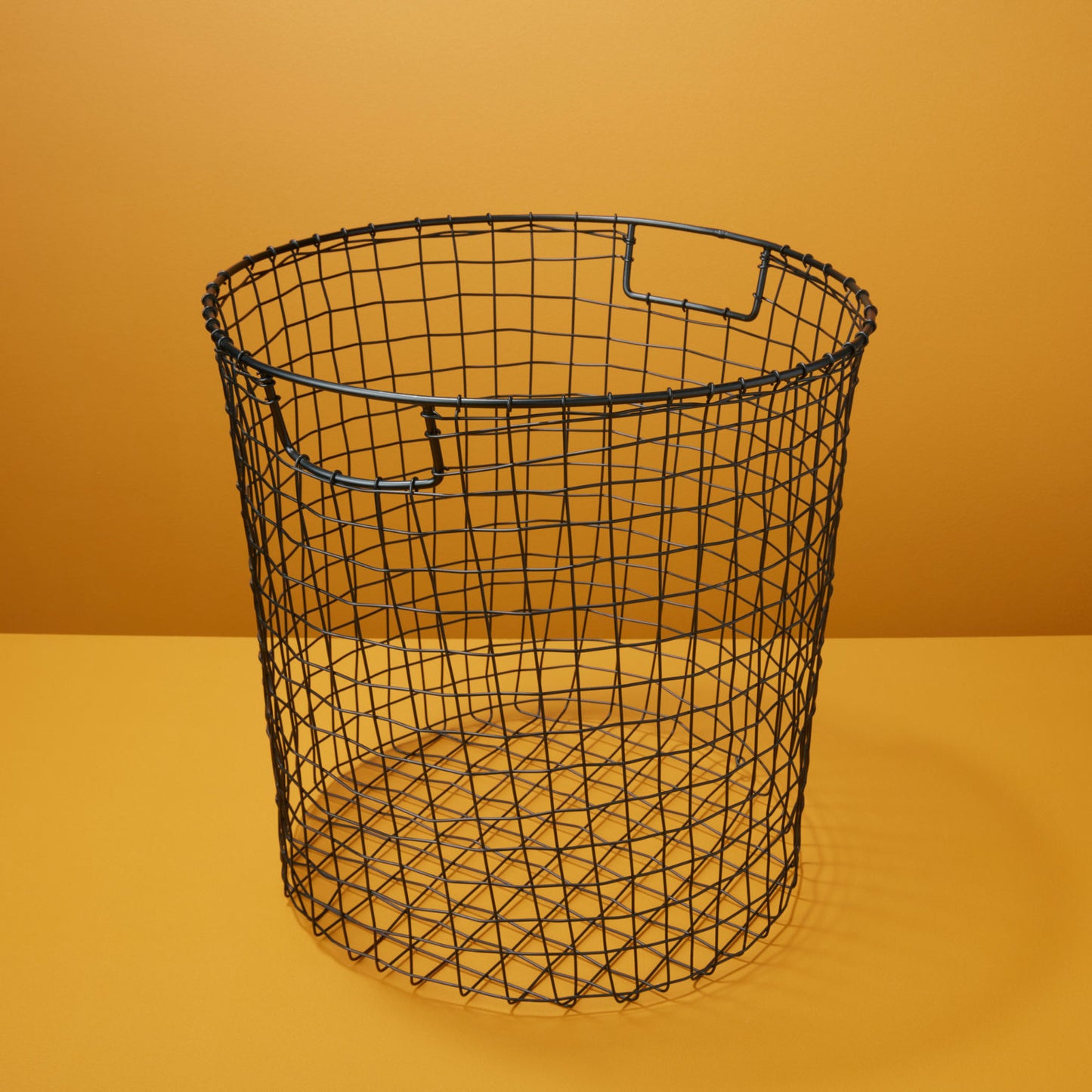 Black Round Wire Basket, Large