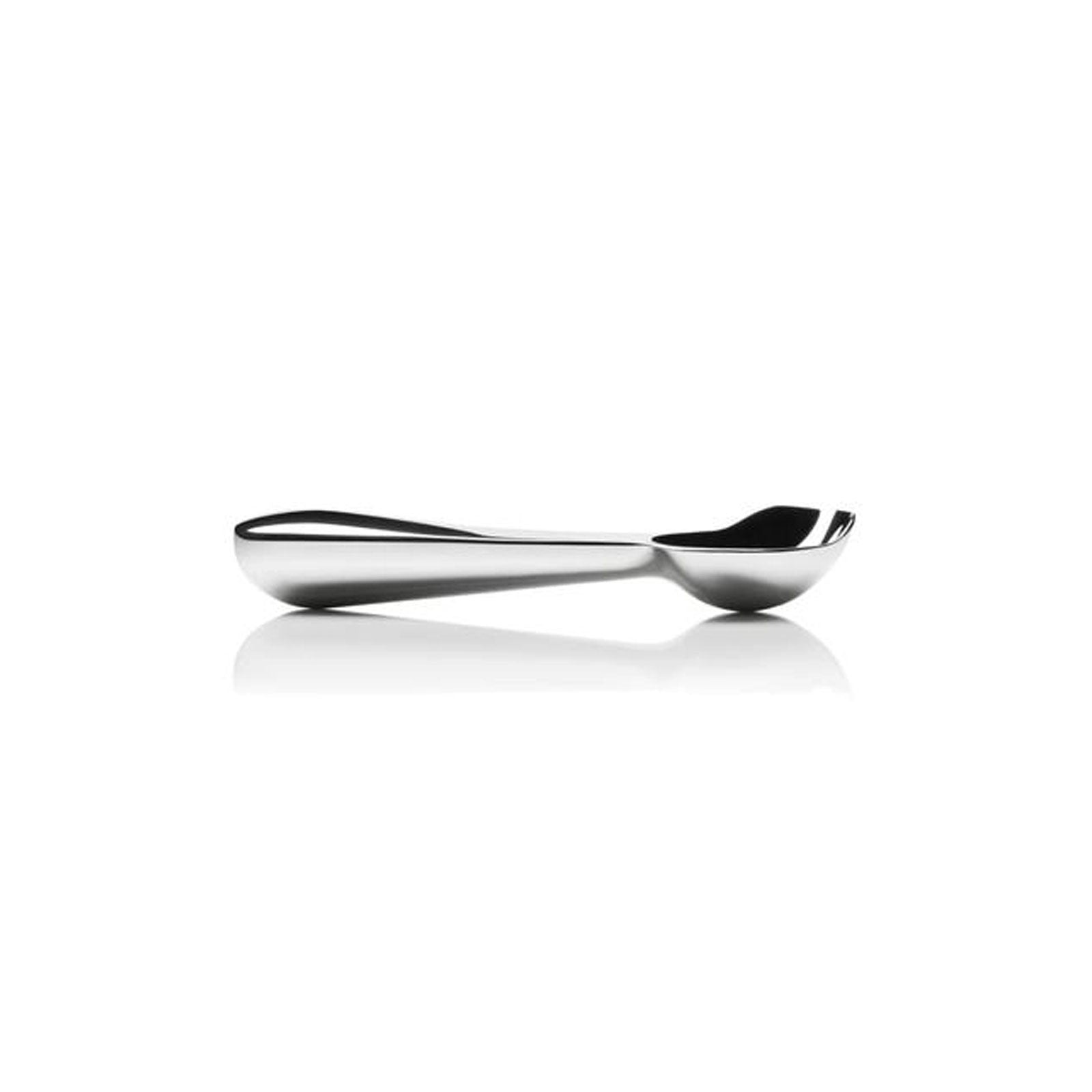 https://sylvesterandco.com/cdn/shop/products/SylvesterAndCo_ModernGeneral_Stainless-Steel-Ice-Cream-Scoop_-Right-Handed4.jpg?v=1634744186&width=1946