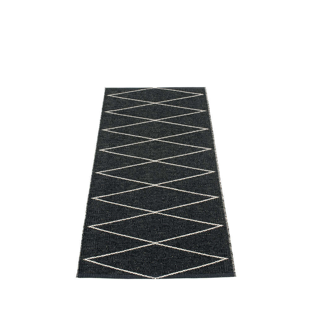 Navy Beach Plastic Floor Mats Black/Vanilla