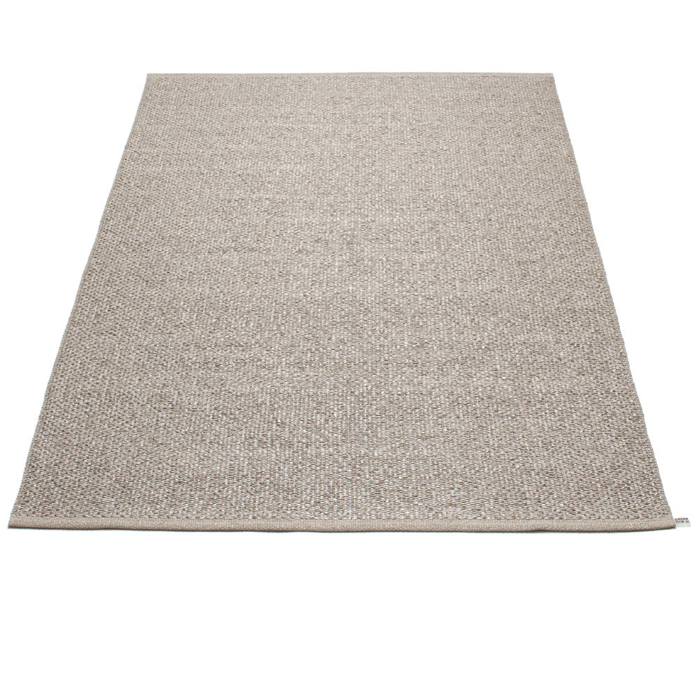 East Hampton Plastic Floor Mats Mud/Metallic (Multiple Sizes) – Sylvester &  Co. Modern General®
