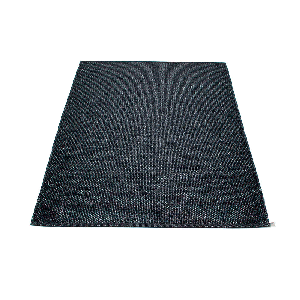East Hampton Plastic Floor Mats Black/Metallic