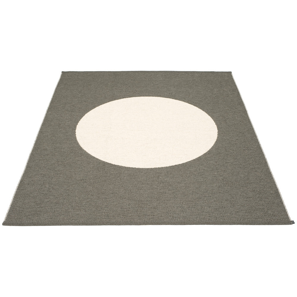 North Haven Plastic Floor Mats Charcoal/Vanilla (Multiple Sizes)